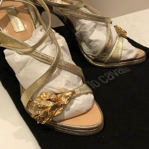 Stunning Roberto Cavalli Gold Embellished Rock Crystal Sandals with Gold Soles. - Picture 3 of 7